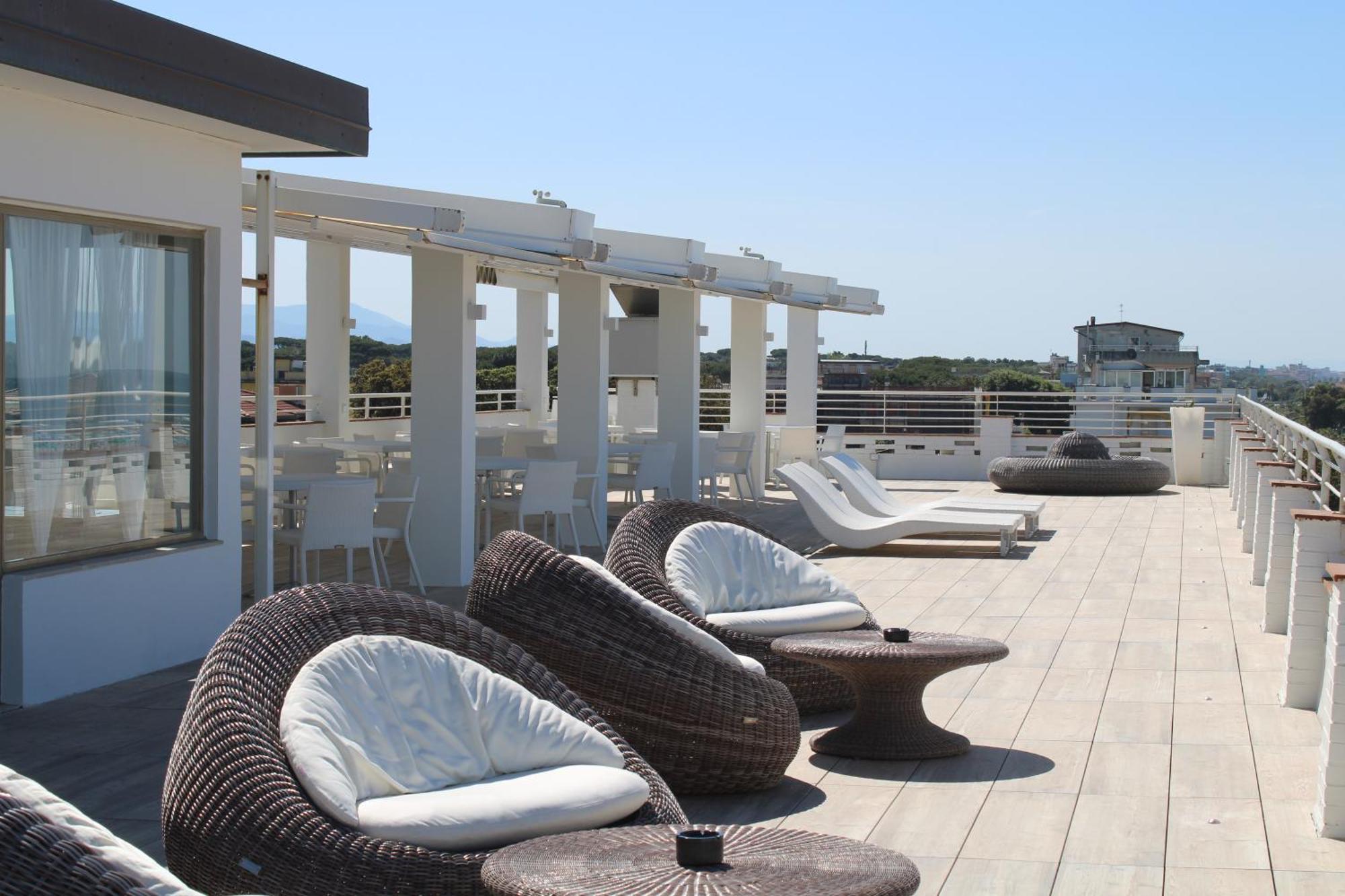 Esplanade 3*