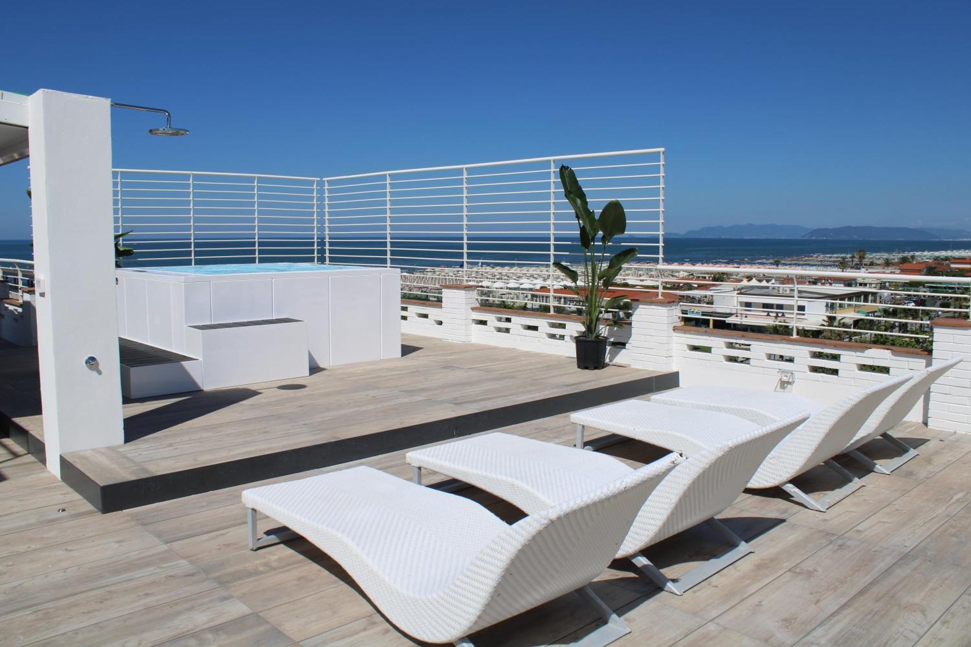 Esplanade Hotel