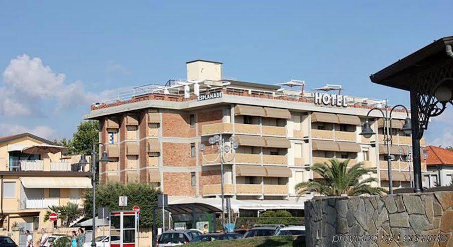 Esplanade Marina di Pietrasanta